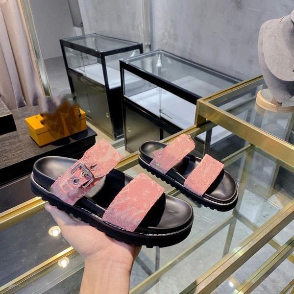 cool effortlessly stylish slippers louiseity slides 2 straps with adjusted viutonity gold buckles summer slippers l15, Black
cool effortlessly stylish slippers louiseity slides 2 straps with adjusted viutonity gold buckles summer slippers l15, Black