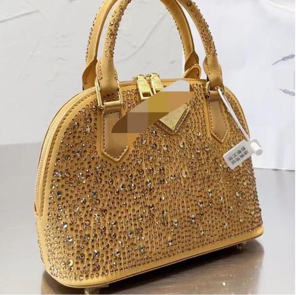 2023 fashion classic shell bag womens shoulder bags crystal embellishment luxurys designers bags crossbody bag backpack totes half moon purs
2023 fashion classic shell bag womens shoulder bags crystal embellishment luxurys designers bags crossbody bag backpack totes half moon purs