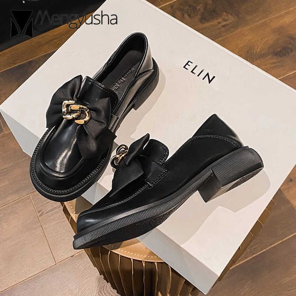 dress shoes plus size 4243 ribbon bow loafers women square toe thick heels shoes ladies soft leather flats oxfords metal chains moccasins j2, Black
dress shoes plus size 4243 ribbon bow loafers women square toe thick heels shoes ladies soft leather flats oxfords metal chains moccasins j2, Black