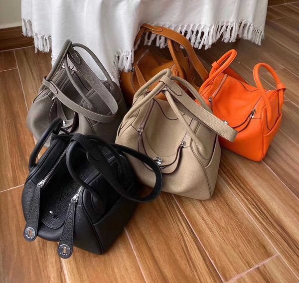 luxury bags original designer large-capacity lindys bag selling leather pillow litchi pattern single-shoulder diagonal female
luxury bags original designer large-capacity lindys bag selling leather pillow litchi pattern single-shoulder diagonal female