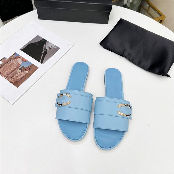fashion slippers 2023 channel luxury design summer men's and women's flats thick soled leather rubber lettering logo casual cartoo, Black
fashion slippers 2023 channel luxury design summer men's and women's flats thick soled leather rubber lettering logo casual cartoo, Black
