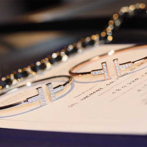 premium classic fashion double-tiffay bracelet with high carbon diamond v gold cnc precision plating thick quality elastic bracelet, Black
premium classic fashion double-tiffay bracelet with high carbon diamond v gold cnc precision plating thick quality elastic bracelet, Black