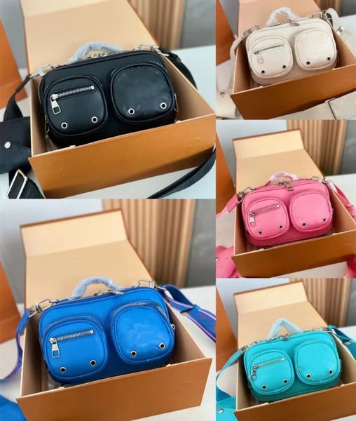 classic men messenger bags designers emboss letter corssbody womens handbags wide strap shoulder bag with box
classic men messenger bags designers emboss letter corssbody womens handbags wide strap shoulder bag with box