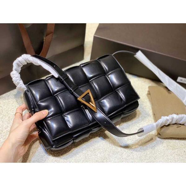 designer bottegas bags venetas diva pillow woven women's large plaid leather one shoulder messenger tofu fashion small square zsaa ayw
designer bottegas bags venetas diva pillow woven women's large plaid leather one shoulder messenger tofu fashion small square zsaa ayw