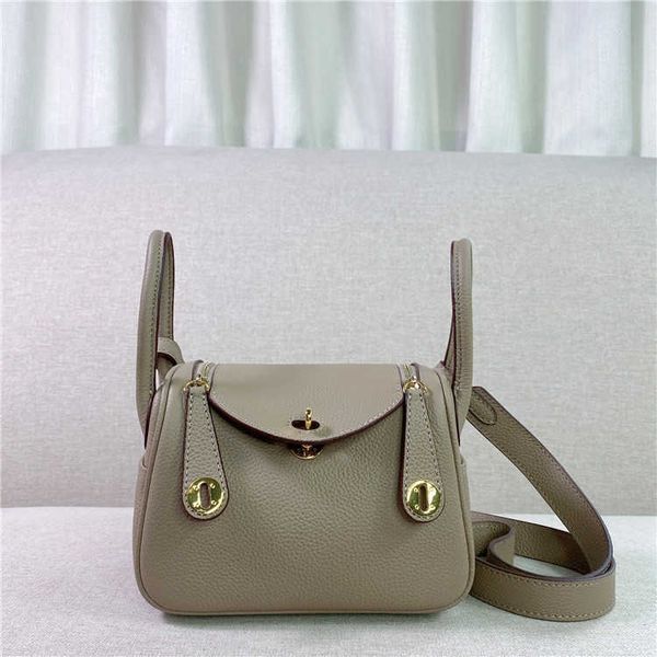 designer original luxury 2023 bags new layer togo cowhide mini lindys bag pillow leather one shoulder cross body small girl el7k
designer original luxury 2023 bags new layer togo cowhide mini lindys bag pillow leather one shoulder cross body small girl el7k