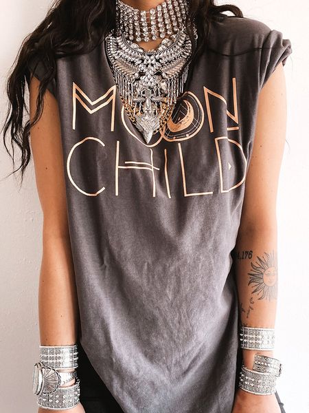 women's tshirt summer side slit women t shirts moon child print dropshoulder vintage tee shirt female short sleeve streetwear 230310, White
women's tshirt summer side slit women t shirts moon child print dropshoulder vintage tee shirt female short sleeve streetwear 230310, White