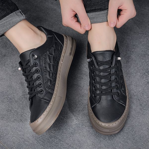 luxury hiking shoes designer sneakers men shoes casual sports unning mens hiking shoe for spring summer autumn winter trainers competitive p
luxury hiking shoes designer sneakers men shoes casual sports unning mens hiking shoe for spring summer autumn winter trainers competitive p