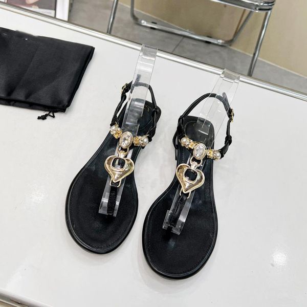 designer cc beach shoes luxury sandals fashion slippers women classic flat shoes outdoor slides xn52
designer cc beach shoes luxury sandals fashion slippers women classic flat shoes outdoor slides xn52