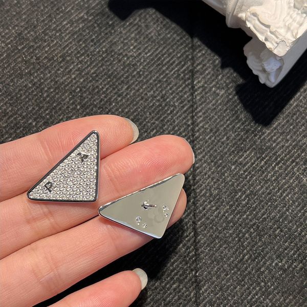 designers stud earrings stud earings ear cuff women luxurious elegance temperament simple ladies copper wedding party jewelry accessories gi, Golden;silver
designers stud earrings stud earings ear cuff women luxurious elegance temperament simple ladies copper wedding party jewelry accessories gi, Golden;silver