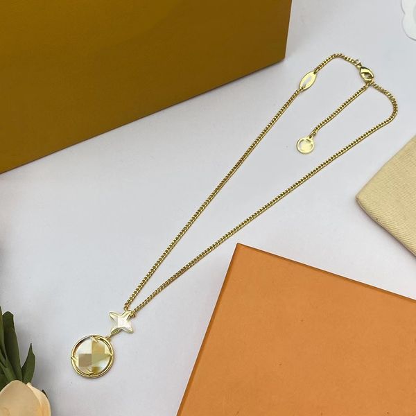 fashion letter pendant necklaces designer earring womens golden chain geometric gold plated sweater chains jewelry gift accessories, Silver
fashion letter pendant necklaces designer earring womens golden chain geometric gold plated sweater chains jewelry gift accessories, Silver