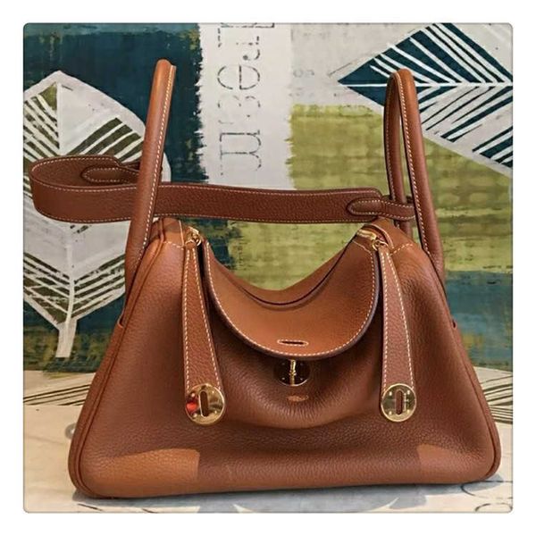 2023 luxury designer bags original new lindys bag doctor high-end mini calf leather portable shoulder messenger 5 cpyg
2023 luxury designer bags original new lindys bag doctor high-end mini calf leather portable shoulder messenger 5 cpyg