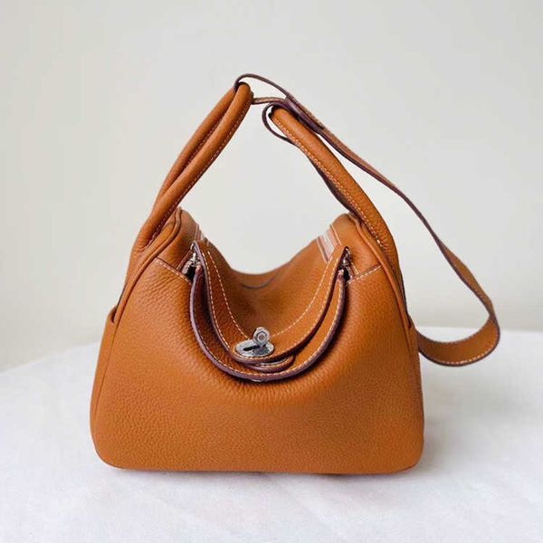 lychee luxury designer bags original grain lindys bag large capacity doctor leather women cowhide pillow portable one shoulder messenger 1 i
lychee luxury designer bags original grain lindys bag large capacity doctor leather women cowhide pillow portable one shoulder messenger 1 i
