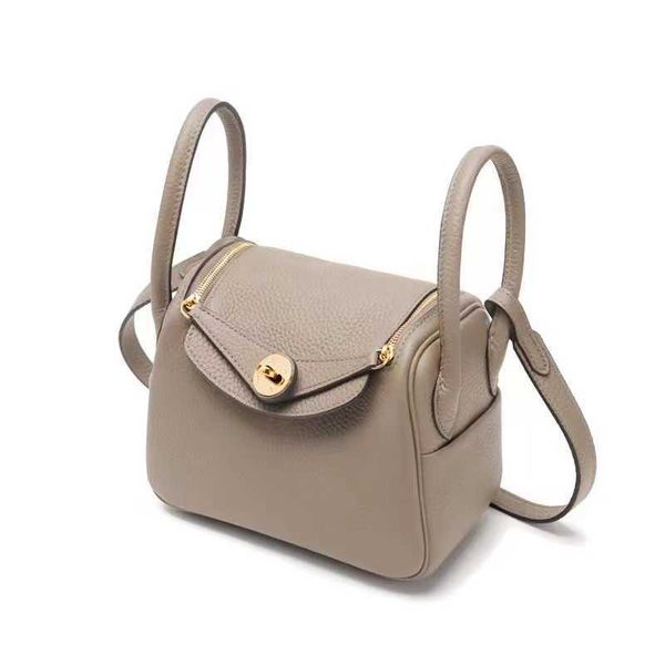 women's original designer luxury bags bag lindys gold buckle cow leather doctor real single shoulder diagonal cross new mother pillow b
women's original designer luxury bags bag lindys gold buckle cow leather doctor real single shoulder diagonal cross new mother pillow b