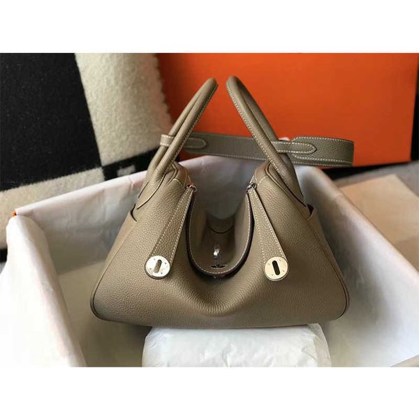 designer original luxury handmade bags tc cowhide hand sewn wax thread layer classic lindys bag 26cm one-shoulder doctor's 2 ftip
designer original luxury handmade bags tc cowhide hand sewn wax thread layer classic lindys bag 26cm one-shoulder doctor's 2 ftip
