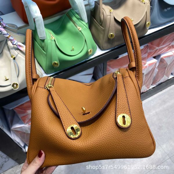 bags original designer double-shoulder brand doctor bao lindi bag soft cowhide lychee pattern portable one-shoulder cross-body versatile emb
bags original designer double-shoulder brand doctor bao lindi bag soft cowhide lychee pattern portable one-shoulder cross-body versatile emb