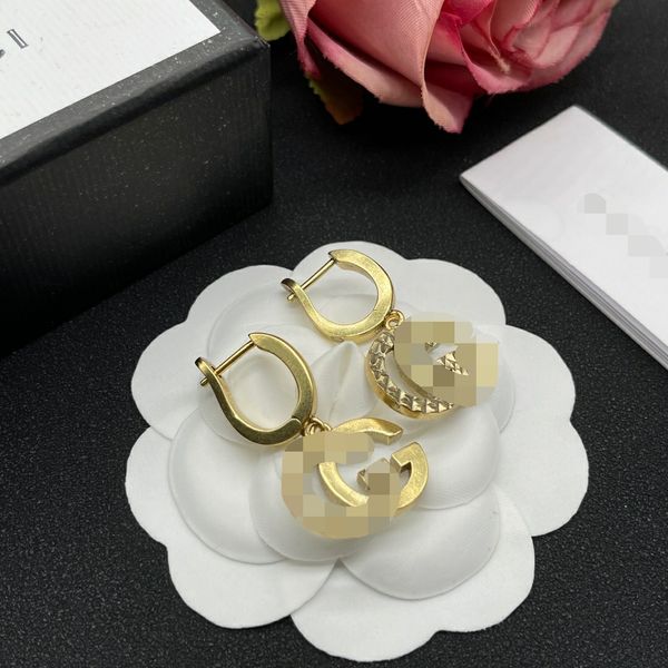 women 18k gold stud plated luxury brand designers letters geometric famous ladies round crystal rhinestone pearl earring wedding party jewer, Golden;silver
women 18k gold stud plated luxury brand designers letters geometric famous ladies round crystal rhinestone pearl earring wedding party jewer, Golden;silver