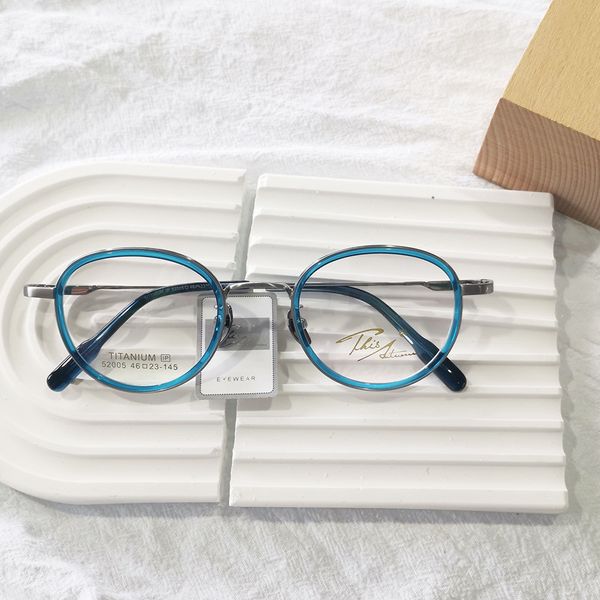 japanese and korean style high-end pure titanium vintage glasses rim personality round frame super light retro fashion mens and womens small, Silver
japanese and korean style high-end pure titanium vintage glasses rim personality round frame super light retro fashion mens and womens small, Silver