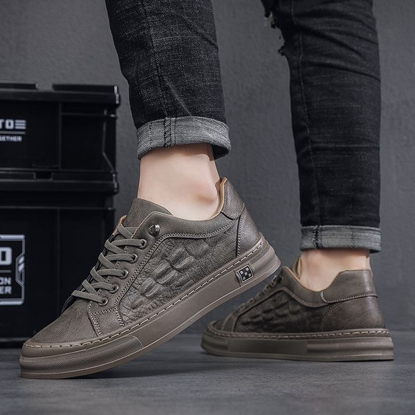 luxury designers casual shoes men trainers sneakers runner transmit sense black khaki jogging hiking shoes good with box
luxury designers casual shoes men trainers sneakers runner transmit sense black khaki jogging hiking shoes good with box