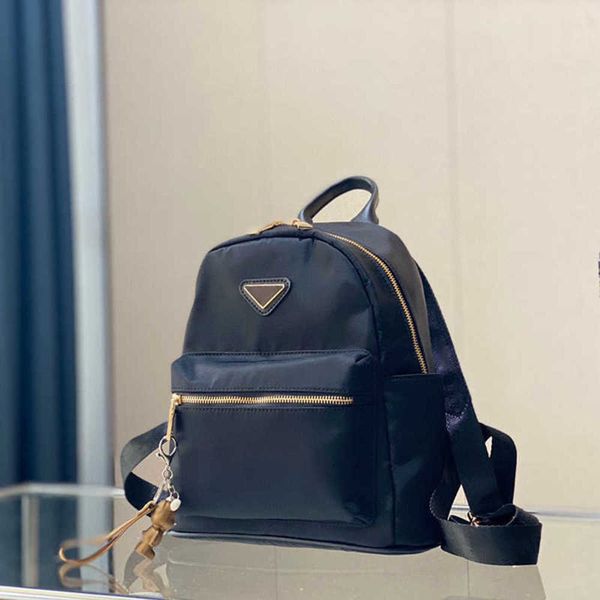 backpacks designers bookbag mini backpack men back pack purse women bagpack fashion solid color shoulder handbags 230117
backpacks designers bookbag mini backpack men back pack purse women bagpack fashion solid color shoulder handbags 230117