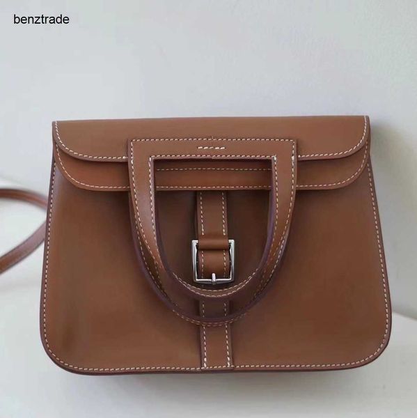 h halza luxurys handbags horseshoe women s 2023 new envelope with cowhide head cover single shoulder cross body hand leather small square
h halza luxurys handbags horseshoe women s 2023 new envelope with cowhide head cover single shoulder cross body hand leather small square