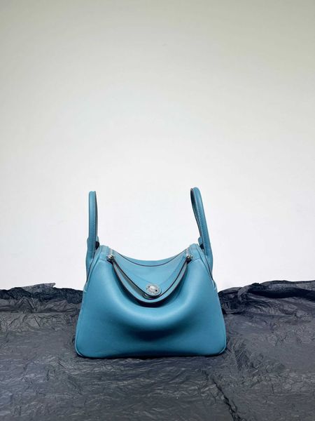 high-end luxury designer bags original wax line swift layer cow leather lindys 26 shoulder bag doctor women's penx
high-end luxury designer bags original wax line swift layer cow leather lindys 26 shoulder bag doctor women's penx