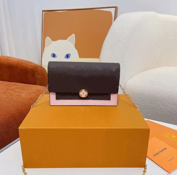 2023 new small fresh leather women's bag fashion everything small square bag single shoulder cross-body chain flower bag
2023 new small fresh leather women's bag fashion everything small square bag single shoulder cross-body chain flower bag