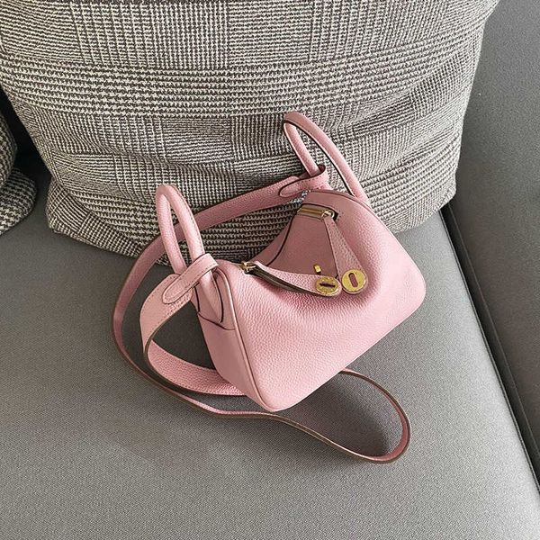 2023 brand bags original designer new versatile mother bag mini lindys cow leather doctor women's shoulder portable medicine d5sk
2023 brand bags original designer new versatile mother bag mini lindys cow leather doctor women's shoulder portable medicine d5sk