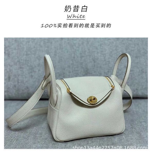 2023 original designer luxury bags new versatile mother bag lindys cow leather doctor woman shoulder portable pillow medicine c7nt
2023 original designer luxury bags new versatile mother bag lindys cow leather doctor woman shoulder portable pillow medicine c7nt