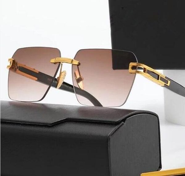 2023 new style sunglasses for male female fashion gradual color retro sun glasses beach lady summer style sunglasses uv400 with box, White;black
2023 new style sunglasses for male female fashion gradual color retro sun glasses beach lady summer style sunglasses uv400 with box, White;black