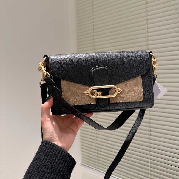 classic letter designer bag coabag cloudy shoulder bag women quality messenger bag c-letter retro hardware leather designers handbags fashio
classic letter designer bag coabag cloudy shoulder bag women quality messenger bag c-letter retro hardware leather designers handbags fashio