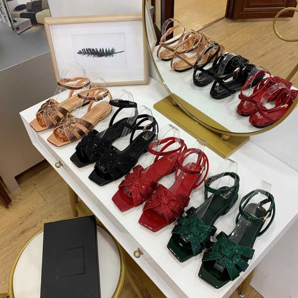 black patent leather tribute strappy sandals women's flat mule strappy sandal slingbacks slides rhinestone embossed sl slippers summer
black patent leather tribute strappy sandals women's flat mule strappy sandal slingbacks slides rhinestone embossed sl slippers summer