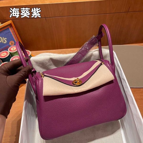 bags original designer tc luxury cow leather wax thread hand-stitched lindys 26cm bag doctor portable shoulder for women 6 gol2
bags original designer tc luxury cow leather wax thread hand-stitched lindys 26cm bag doctor portable shoulder for women 6 gol2