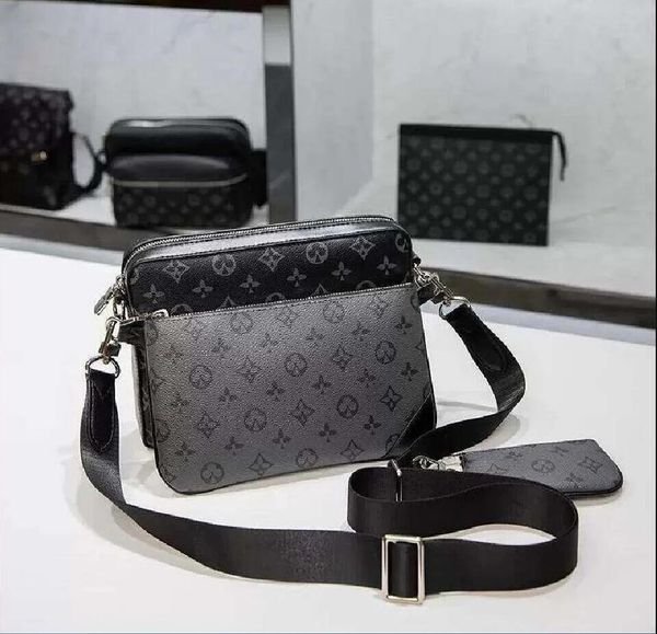 Handbags Men Leather TRIO Messenger Bags Luxury Shoulder Bag Make up Bag louiseitys LVS viutonitys Designer Handbag Tote Man's bag
Handbags Men Leather TRIO Messenger Bags Luxury Shoulder Bag Make up Bag louiseitys LVS viutonitys Designer Handbag Tote Man's bag