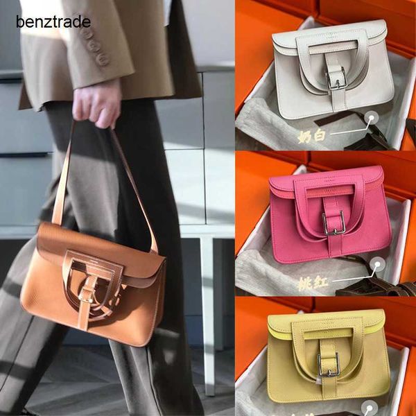 h halza luxurys handbags 2023 autumn and winter new horseshoe cow leather shoulder unique design fashion commuter for women
h halza luxurys handbags 2023 autumn and winter new horseshoe cow leather shoulder unique design fashion commuter for women