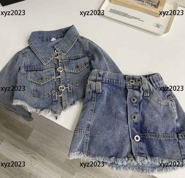 2023 girl clothing kids skirt baby dress summer fashion buckle denim jacket and button hem skirt new product size 90-150 cm, White
2023 girl clothing kids skirt baby dress summer fashion buckle denim jacket and button hem skirt new product size 90-150 cm, White