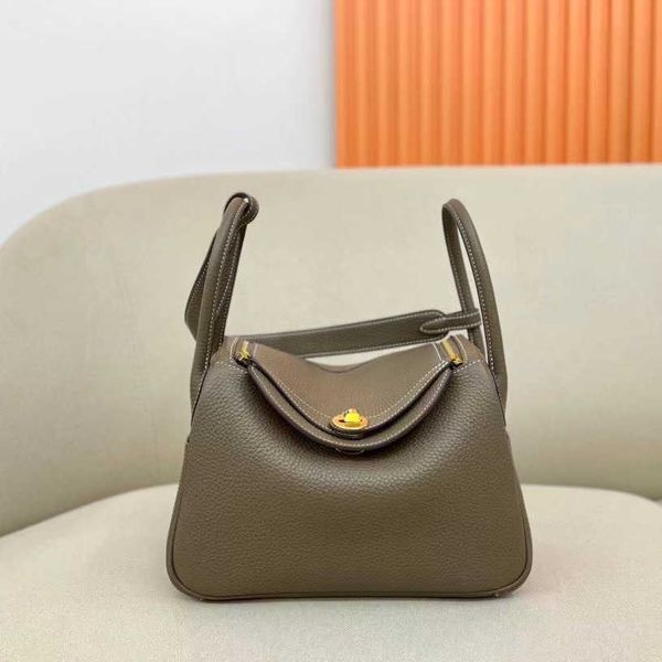 tc luxury bags original designer layer cow leather lindys bag 26 women mini single shoulder doctor hand bill of lading wvi3
tc luxury bags original designer layer cow leather lindys bag 26 women mini single shoulder doctor hand bill of lading wvi3