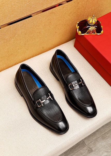 2023 men's dress shoes fashion groom wedding shoes formal genuine leather oxfords men brand business casual loafers size 38-45, Black
2023 men's dress shoes fashion groom wedding shoes formal genuine leather oxfords men brand business casual loafers size 38-45, Black