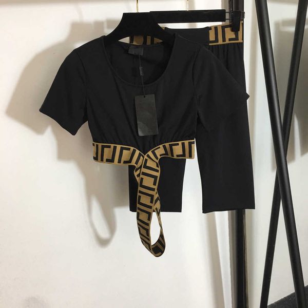 23ss women designer brand yoga sports suit alphabet webbing waist closed short style crop short sleeve t-shirt stretch slim leggings womens, Gray
23ss women designer brand yoga sports suit alphabet webbing waist closed short style crop short sleeve t-shirt stretch slim leggings womens, Gray