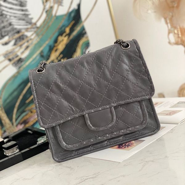 10A Mirror quality Designer Flap Bag 26CM Luxury Shoulder Handbag Vintage crossbody Bag With Box C267
10A Mirror quality Designer Flap Bag 26CM Luxury Shoulder Handbag Vintage crossbody Bag With Box C267