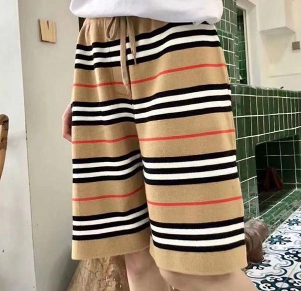 2023 new summer knitted shorts drawstring straight-leg pants loose striped five-point pants korean casual shorts trendyol shorts luxury, White;black
2023 new summer knitted shorts drawstring straight-leg pants loose striped five-point pants korean casual shorts trendyol shorts luxury, White;black