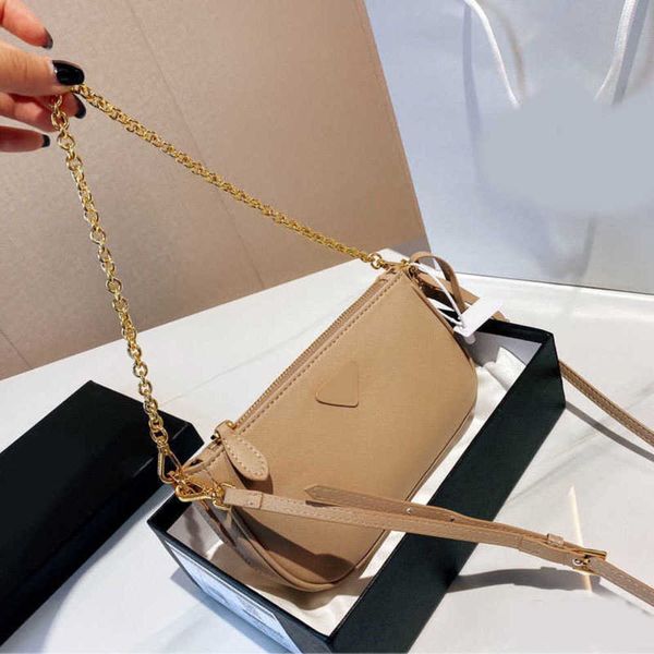 shoulder bags designer bags luxurys handbags women leather messenger bags simple classic phone mahjong bag chain shoulder bag crossbody purs
shoulder bags designer bags luxurys handbags women leather messenger bags simple classic phone mahjong bag chain shoulder bag crossbody purs