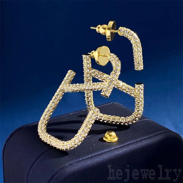 modern unique luxurious women luxury earrings love moissanite 14k gold cute party gemstones chic ohrringe plated gold designer earings cjewe, Golden;silver
modern unique luxurious women luxury earrings love moissanite 14k gold cute party gemstones chic ohrringe plated gold designer earings cjewe, Golden;silver