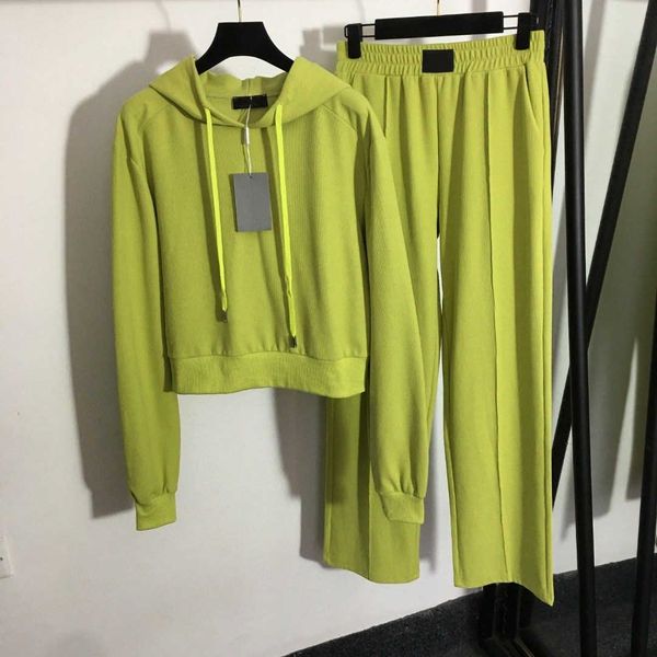 23ss designer brand tracksuit autumn winter new womens back diamond hooded sweater elastic waist high waist straight trouser sports set wome, Gray
23ss designer brand tracksuit autumn winter new womens back diamond hooded sweater elastic waist high waist straight trouser sports set wome, Gray