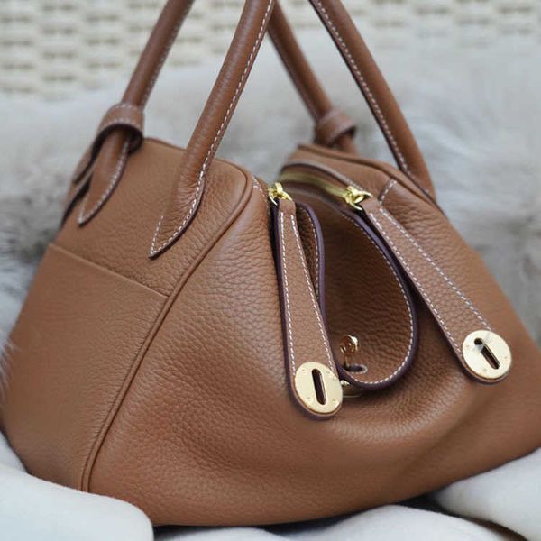 bag2023 luxury bags original designer classic tc head layer cowhide lindys bag doctor women one-shoulder portable medicine 1 5f7j
bag2023 luxury bags original designer classic tc head layer cowhide lindys bag doctor women one-shoulder portable medicine 1 5f7j