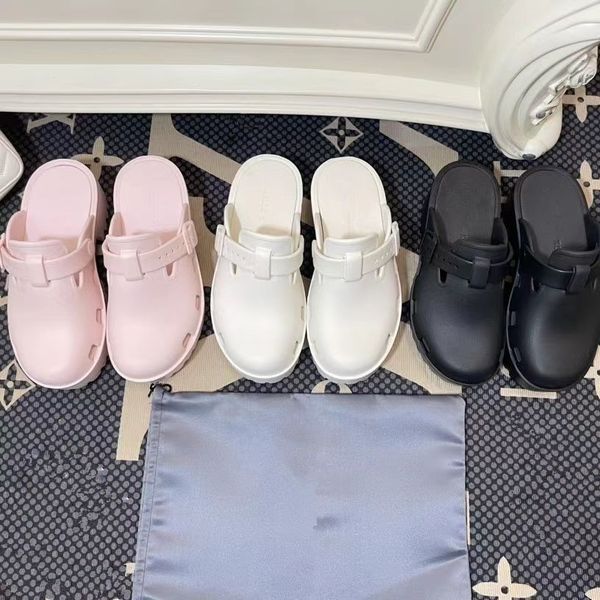 women perforated slippers designers platform sandal luxury wedge rubber cut-out slide carved hollow flats shoes breathable beach slipper, Black
women perforated slippers designers platform sandal luxury wedge rubber cut-out slide carved hollow flats shoes breathable beach slipper, Black