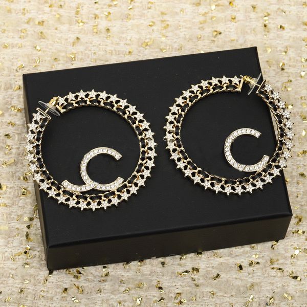 2023 luxury quality charm large size round shape with black genuine leahter in 18k gold plated have box ps3256a, Golden
2023 luxury quality charm large size round shape with black genuine leahter in 18k gold plated have box ps3256a, Golden