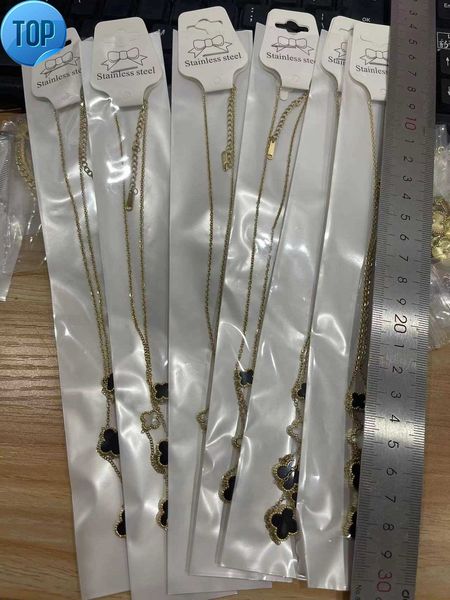 18k gold stainless steel designer pendant necklaces for women fashion sweet 5 flower luxury shell classic necklace jewelry valentinds day, Silver
18k gold stainless steel designer pendant necklaces for women fashion sweet 5 flower luxury shell classic necklace jewelry valentinds day, Silver