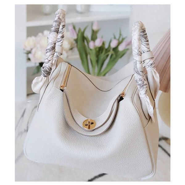 2023 luxury bags original designer new cow skin litchi pattern lindi bag doctor's togo women's one-shoulder hand medicine 5 jyfa h
2023 luxury bags original designer new cow skin litchi pattern lindi bag doctor's togo women's one-shoulder hand medicine 5 jyfa h
