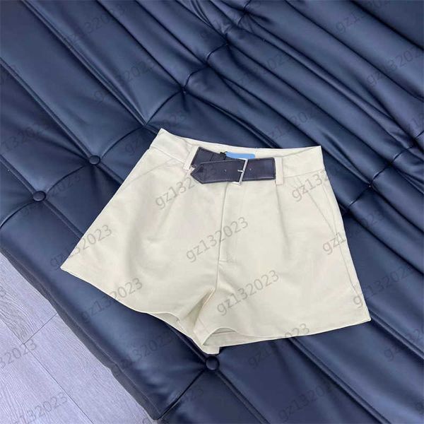 womens shorts classic logo embellished patchwork belt designer cargo shorts fine imitation wool material fit cut fashion casual short pant w, White;black
womens shorts classic logo embellished patchwork belt designer cargo shorts fine imitation wool material fit cut fashion casual short pant w, White;black