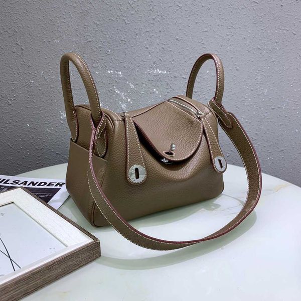 large-capacity luxury designer bags original lindys bag selling leather pillow litchi pattern single-shoulder diagonal female 3 5iu1 have lo
large-capacity luxury designer bags original lindys bag selling leather pillow litchi pattern single-shoulder diagonal female 3 5iu1 have lo
